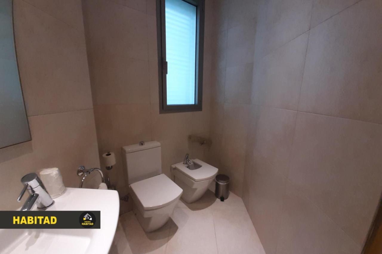 Hostal Rambla Sant Boi de Llobregat Dış mekan fotoğraf