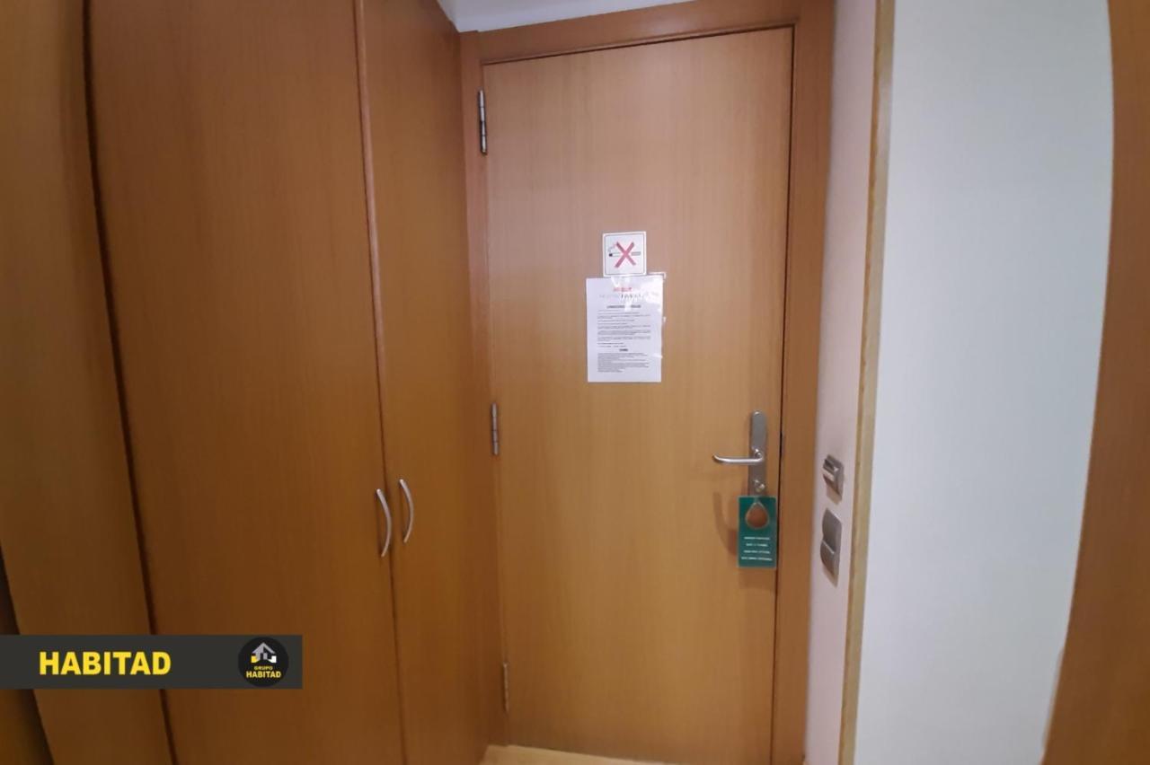 Hostal Rambla Sant Boi de Llobregat Dış mekan fotoğraf
