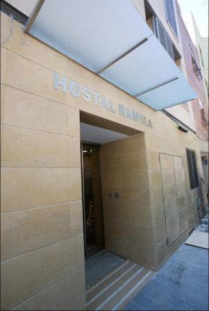 Hostal Rambla Sant Boi de Llobregat Dış mekan fotoğraf
