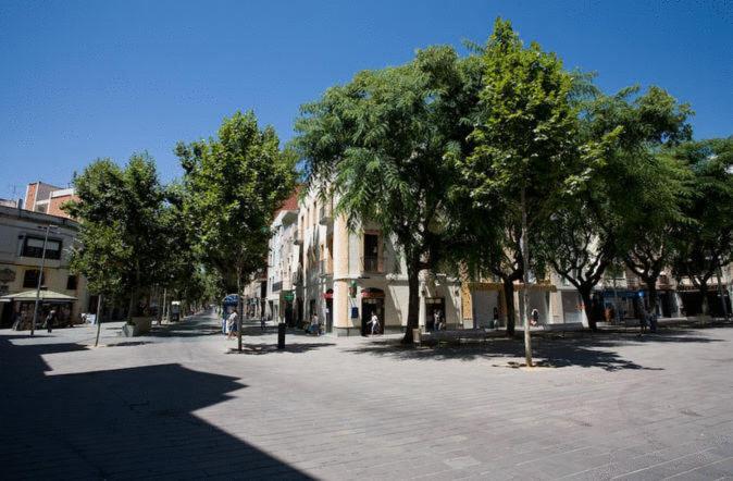 Hostal Rambla Sant Boi de Llobregat Dış mekan fotoğraf