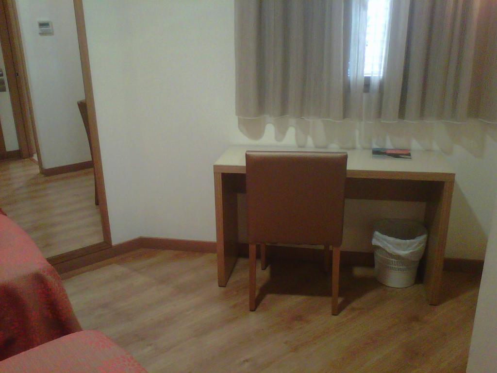 Hostal Rambla Sant Boi de Llobregat Dış mekan fotoğraf