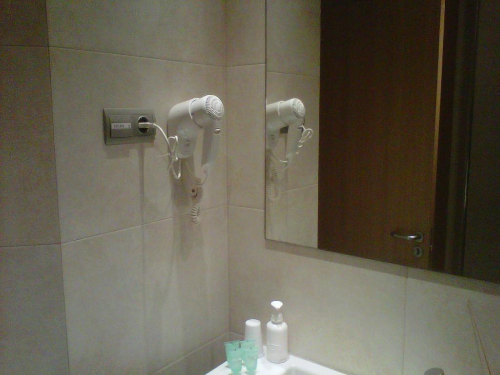 Hostal Rambla Sant Boi de Llobregat Dış mekan fotoğraf
