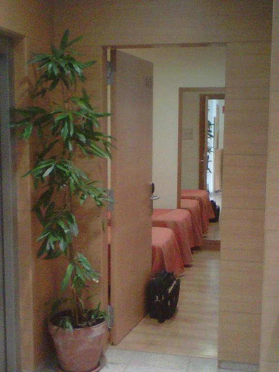 Hostal Rambla Sant Boi de Llobregat Dış mekan fotoğraf